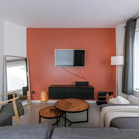 Huswell - Lovely Cosy For 5 Persons In *